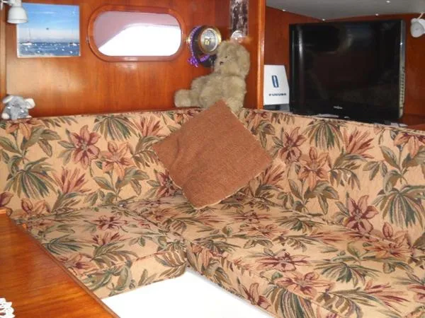 Slide: The Image of Banshee B10 Express Catamaran 1988 - 3