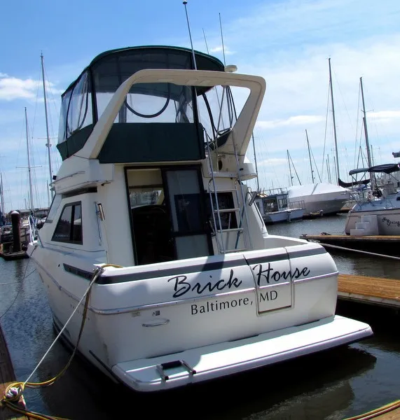 Slide: The Image of Bayliner 3258 Command Bridge 1995 - 1