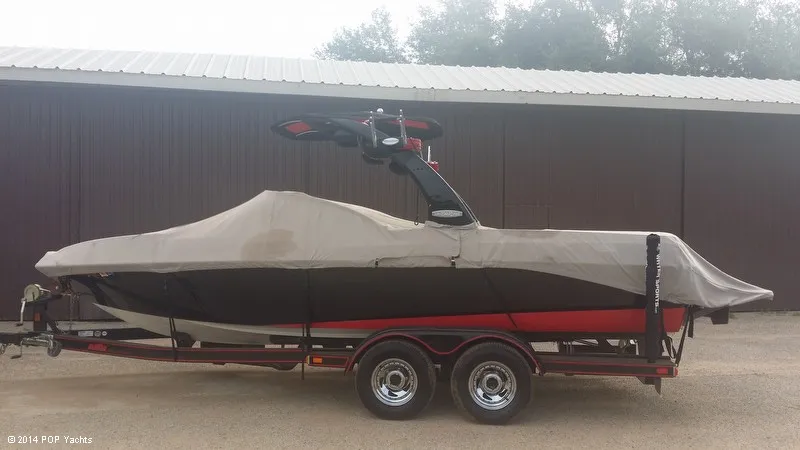 Slide: The Image of Malibu 21 Wakesetter VLX 2006 - 2
