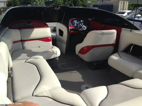 Slide: The Image of Malibu 21 Wakesetter VLX 2006 - 4