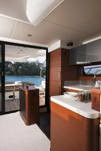 Slide: The Image of Prestige 500 Flybridge PR15RN-157 2015 - 6