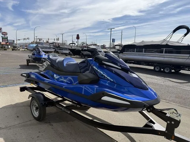 Slide: The Image of Yamaha VX Limited HO 2026 - 8