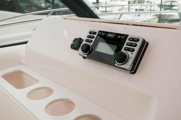 Slide: The Image of Tiara 3900 Sovran 2013 - 5