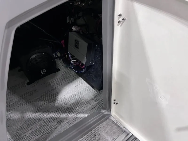 Slide: The Image of L3 DLZ DH Bar 2026 - 19