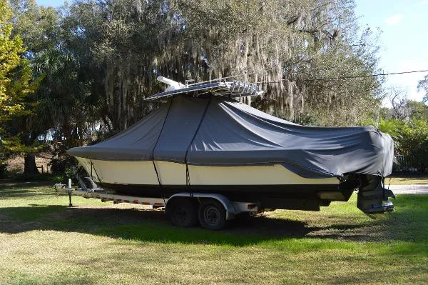 Slide: The Image of Contender 31 OPEN CENTER CONSOLE 2006 - 6