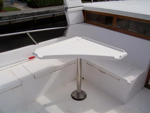 Slide: The Image of Heritage Nova Sundeck Trawler 1989 - 11