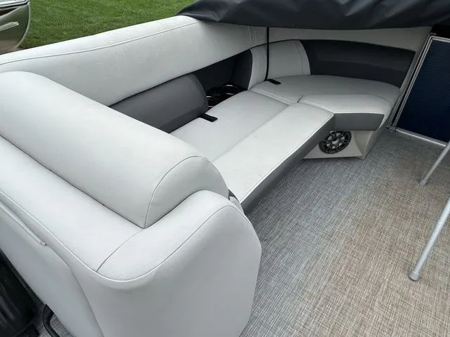 Slide: The Image of Harris Cruiser 250 2021 - 10