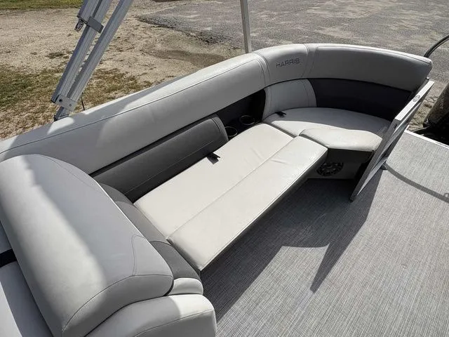 Slide: The Image of Harris Cruiser 250 2021 - 15