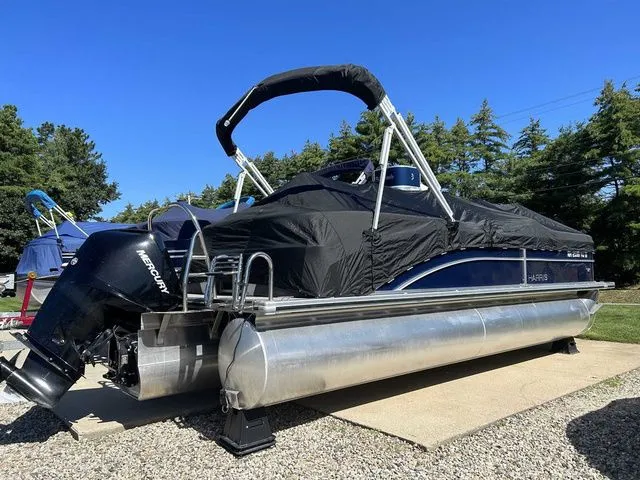 Slide: The Image of Harris Cruiser 250 2021 - 2