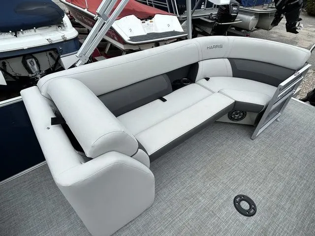 Slide: The Image of Harris Cruiser 250 2021 - 7