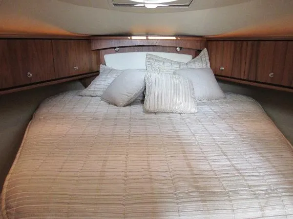 Slide: The Image of Tiara 3900 Sovran 2010 - 3