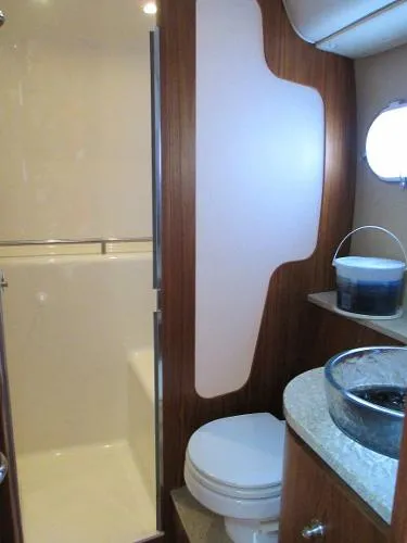 Slide: The Image of Tiara 3900 Sovran 2010 - 7