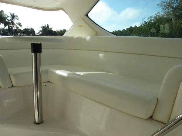 Slide: The Image of Tiara 3900 Sovran 2010 - 9