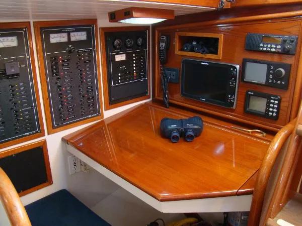 Slide: The Image of Custom Marine schooner 1995 - 7