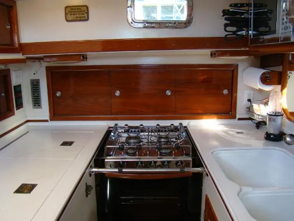 Slide: The Image of Custom Marine schooner 1995 - 8