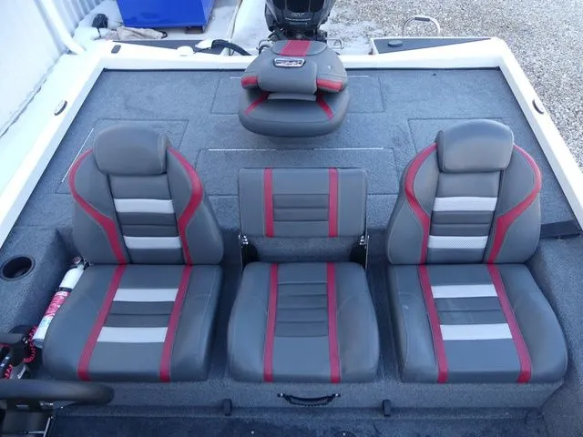 Slide: The Image of Ranger RT188 2022 - 13