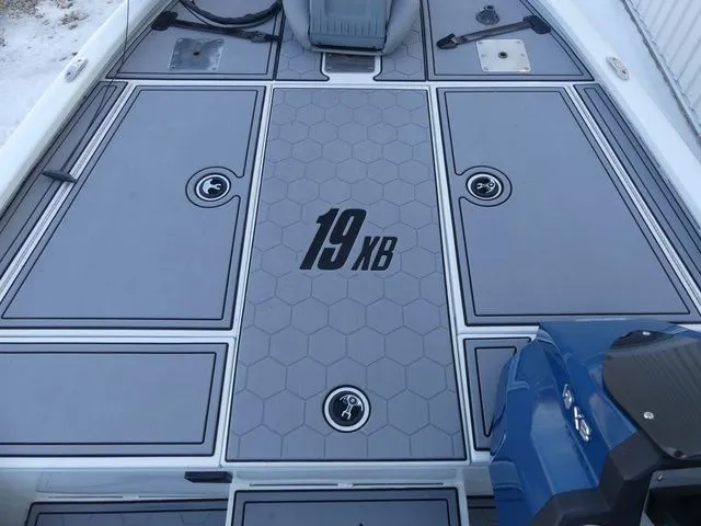 Slide: The Image of Avid 19 XB 2021 - 17