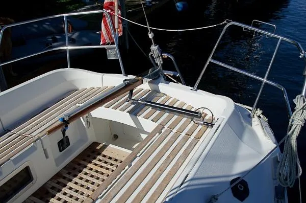 Slide: The Image of Beneteau 345 1986 - 3