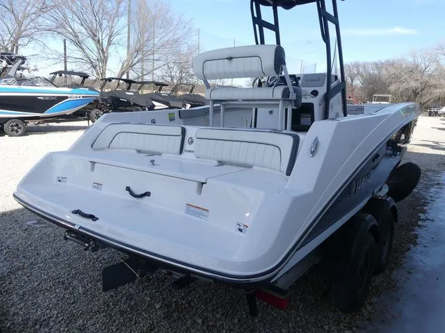 Slide: The Image of Yamaha 210 FSH Deluxe 2020 - 6