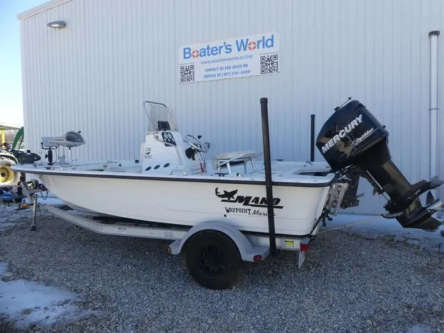 Slide: The Image of Mako 191 Center Console 2010 - 3