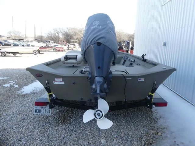 Slide: The Image of Alumacraft MV1860 AW 2020 - 5