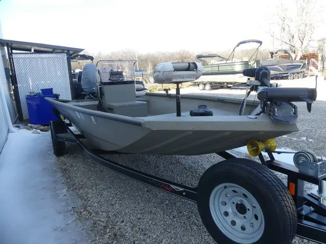 Slide: The Image of Alumacraft MV1860 AW 2020 - 7