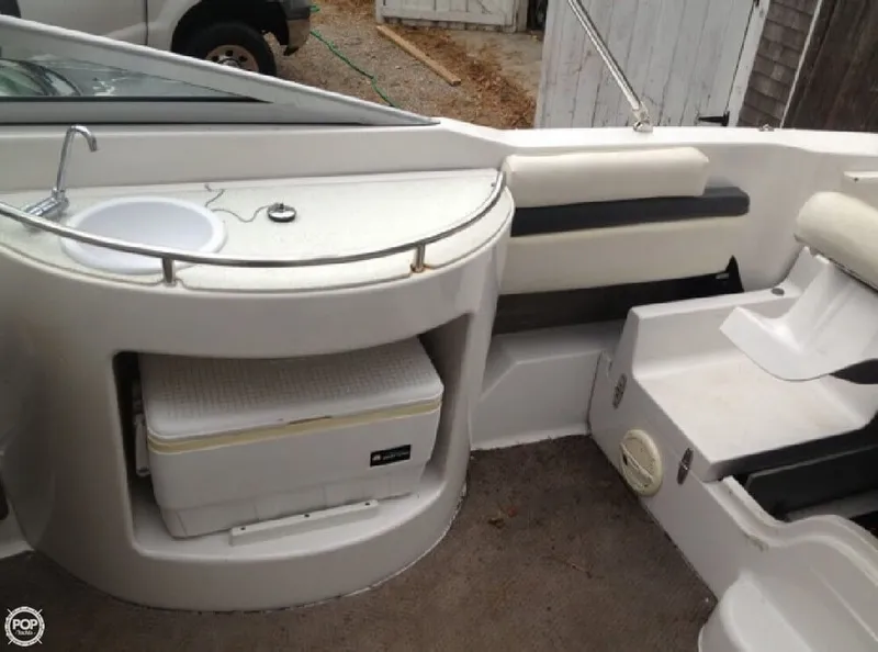 Slide: The Image of Four Winns 265 Sundowner 2001 - 8