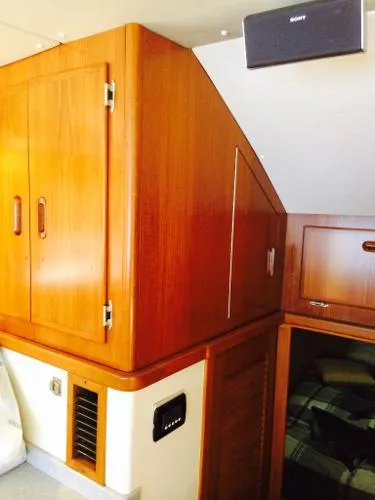 Slide: The Image of Cabo 35 CONVERTIBLE 1993 - 4