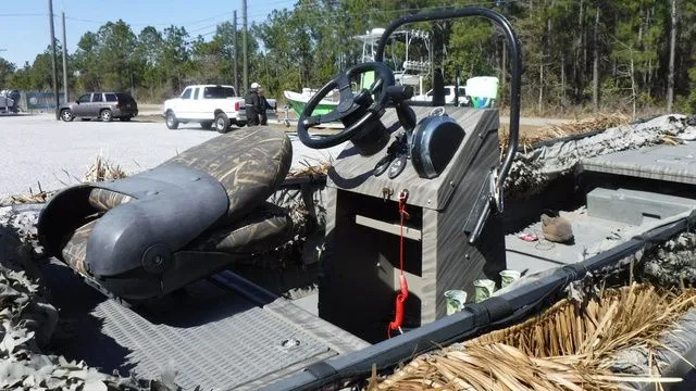 Slide: The Image of Gator-Tail Extreme Series 54Â€ X 17' 2017 - 7