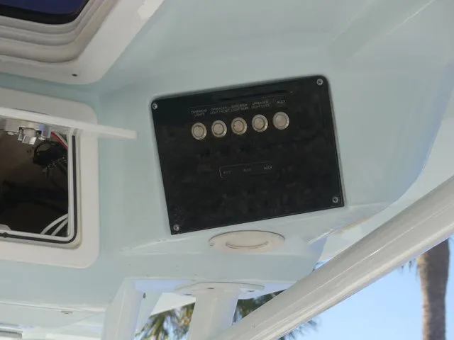 Slide: The Image of Sea Fox 288 Commander 2021 - 25