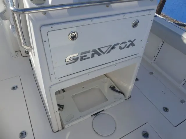 Slide: The Image of Sea Fox 288 Commander 2021 - 27