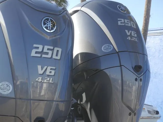 Slide: The Image of Sea Fox 288 Commander 2021 - 8