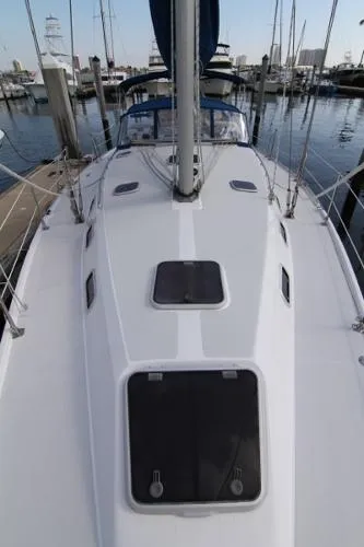 Slide: The Image of Catalina 42 MkII 1998 - 6