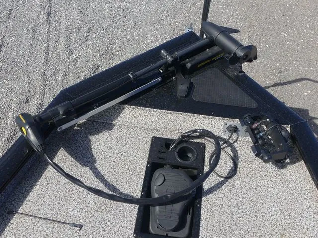 Slide: The Image of Tracker Pro Team 195 TXW 2016 - 10