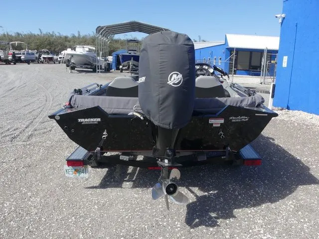 Slide: The Image of Tracker Pro Team 195 TXW 2016 - 5