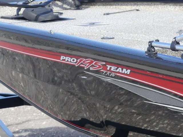 Slide: The Image of Tracker Pro Team 195 TXW 2016 - 8