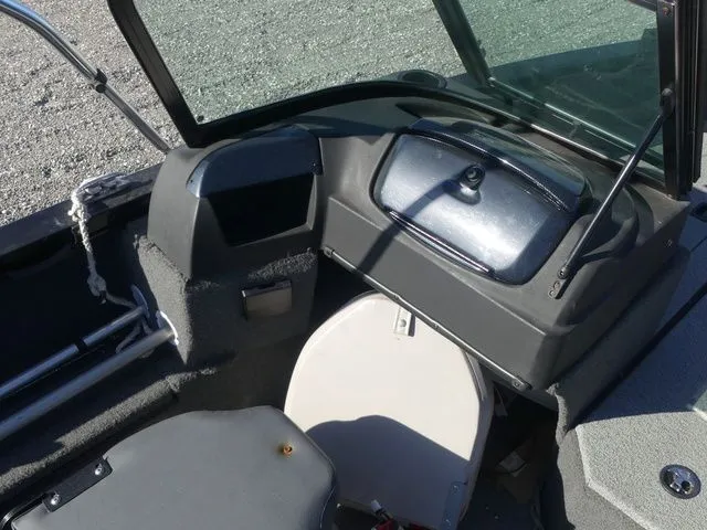 Slide: The Image of Lowe Fishing Machine 1710 Pro Series 2017 - 18