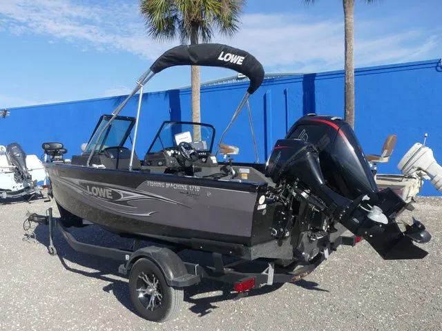 Slide: The Image of Lowe Fishing Machine 1710 Pro Series 2017 - 6