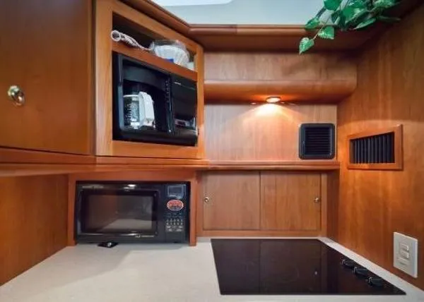 Slide: The Image of Silverton Aft Cabin Motor Yacht 2003 - 9