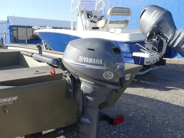 Slide: The Image of Tracker Grizzly 1754 Jon 2023 - 5