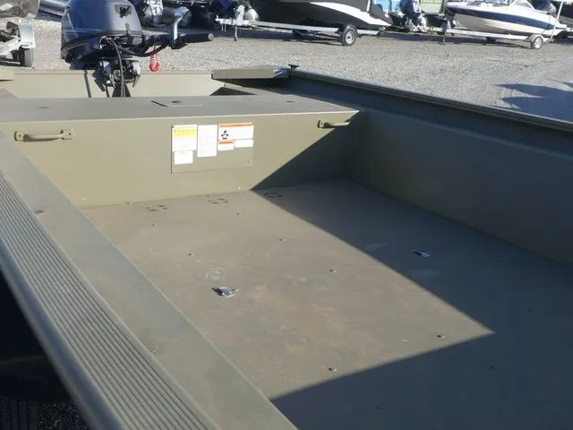 Slide: The Image of Tracker Grizzly 1754 Jon 2023 - 9