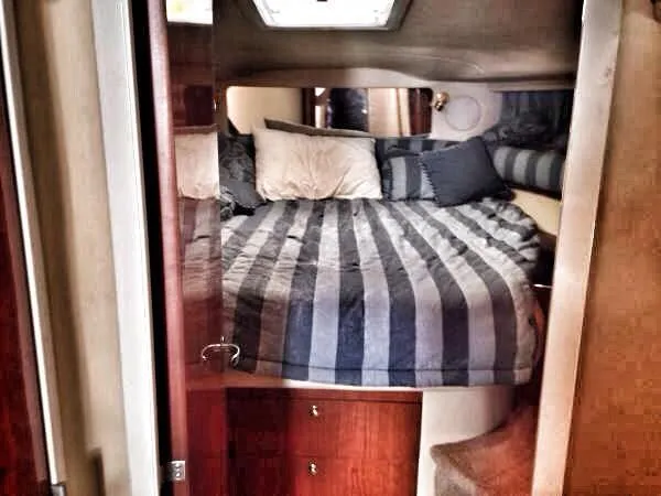 Slide: The Image of Sea Ray 40 DA Sundancer 1998 - 10