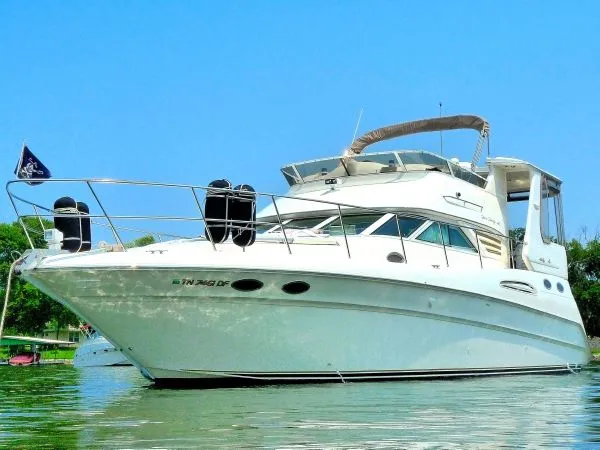 Slide: The Image of Sea Ray 420 Aft Cabin 1996 - 0