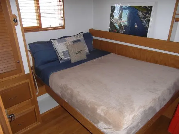 Slide: The Image of GILLIKIN 1964/2009 60' Pilot House 1964 - 11