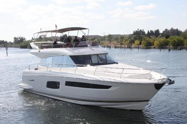 Slide: The Image of Prestige 550 Flybridge - PR15RT-056 2015 - 10