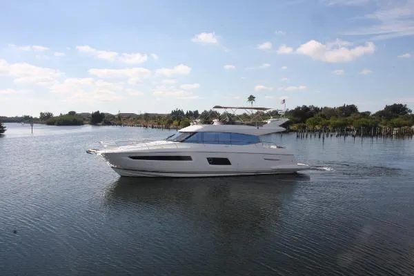 Slide: The Image of Prestige 550 Flybridge - PR15RT-056 2015 - 3