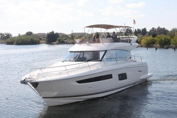 Slide: The Image of Prestige 550 Flybridge - PR15RT-056 2015 - 5