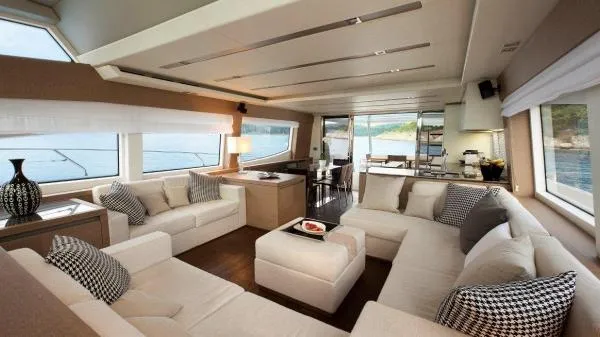 Slide: The Image of Prestige 750 Flybridge 2016 - 1