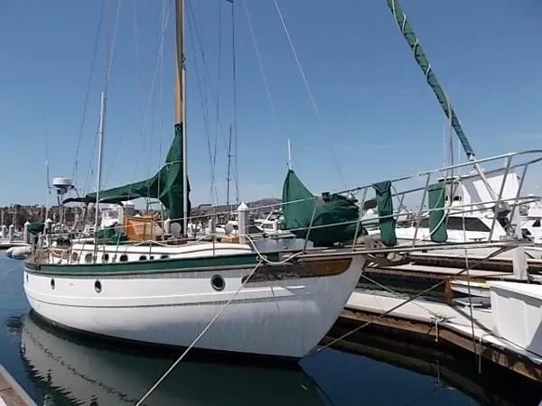 Slide: The Image of Spindrift Yachts Center Cockpit 1983 - 1