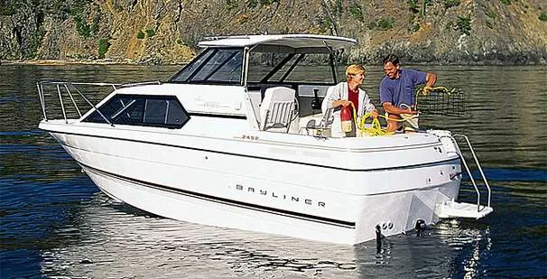 Slide: The Image of Bayliner 2452 Ciera Express 1998 - 11